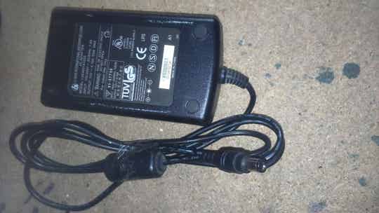 Alimentation chargeur HP 0957-2230 +32V 1560mA