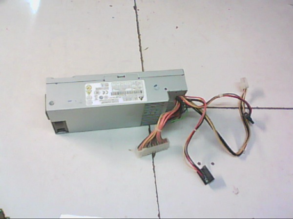 alimentation DELTA ELECTRONICS DPS-200UB-4 A REV 05F