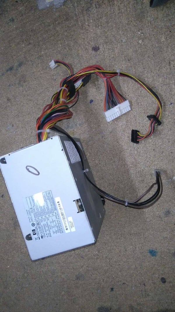 Alimentation HP 416224-001 416535-001 PS-6361-4HFD 365W