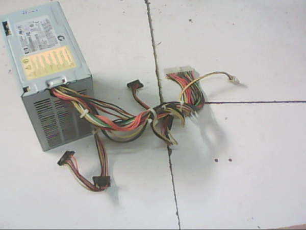 Alimentation HP DPS-300AB-49 A REV 00F 570856-001 300W