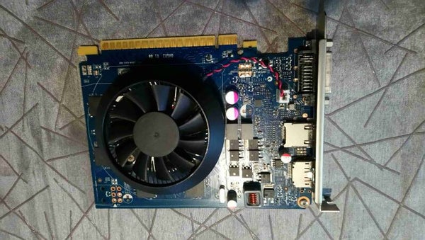 Carte graphique DELL CN-0YG17P GT640 640 1GB DVI HDMI DP