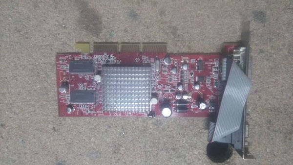 carte graphique R92L-LC3 AGP 128MB VGA DVI VIDEO