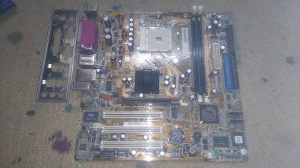Carte mere ASUS K8V-MX/S rev 1.06 socket 754