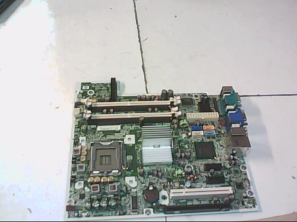 Carte mere HP 461536-001 450667-001 REV 0D sans plaque DC5800 SFF