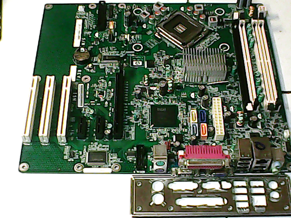 Carte mere HP GRIZZLY REV 0B VER B01 437795-001 REV 0F DC7800