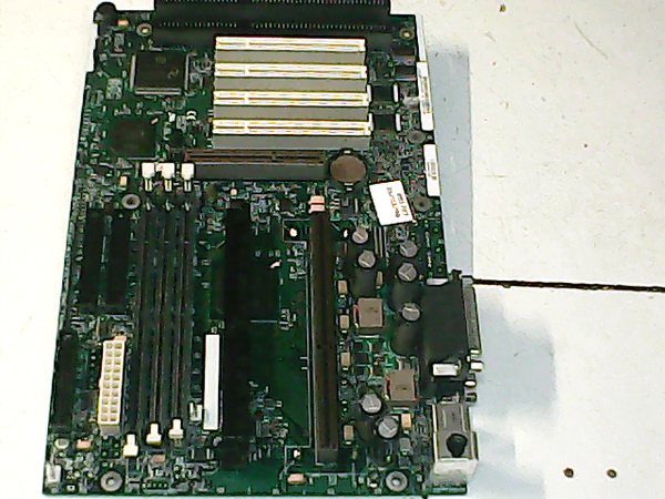 Carte mere INTEL 681534-308 673633-003 sans plaque