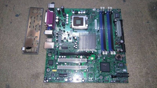 Carte mere Intel C64123-305 socket 775