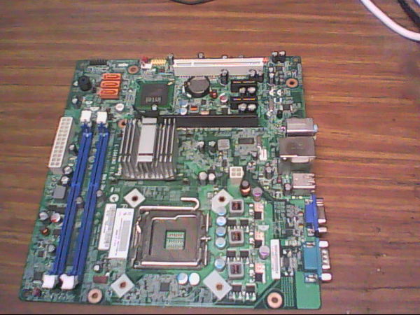 Carte mere LENOVO L-IG41M2 V1.0 15-R65-011000 FRU89Y0954 sans plaque A70