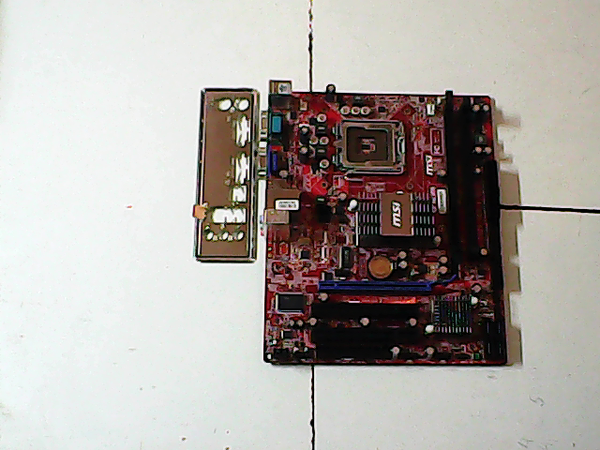 Carte mere MSI MS-7529 G31TM-P21 socket 775