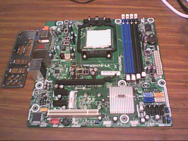 Carte mere PEGATRON M2N78-LA REV 6.01 583366-001 586331-001 REV 0A