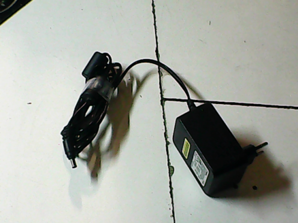 Chargeur CANON AC200-240V 12V 1,25A