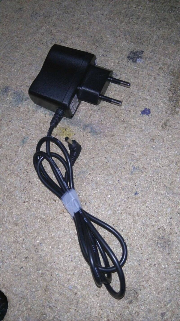 Chargeur SD-034520 4,5V 0,2A
