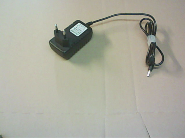 chargeur YDY-0205 5V 1A