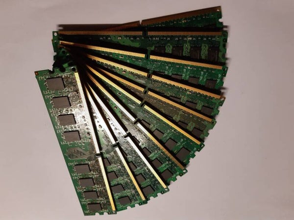 lot 10X DDR2 1GB PC2-6400 800mhz