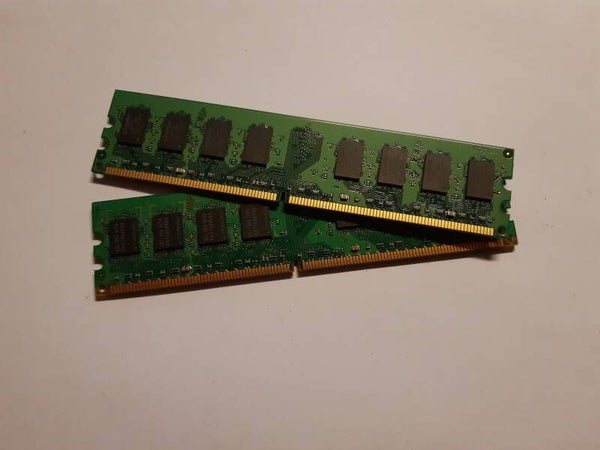 lot 2X DDR2 1GB PC2-6400 800mhz
