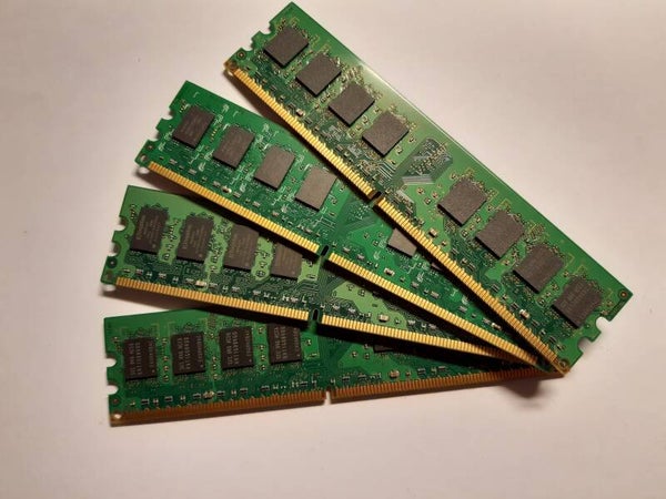 Lot 4X DDR2 2GB PC2-5300 667mhz