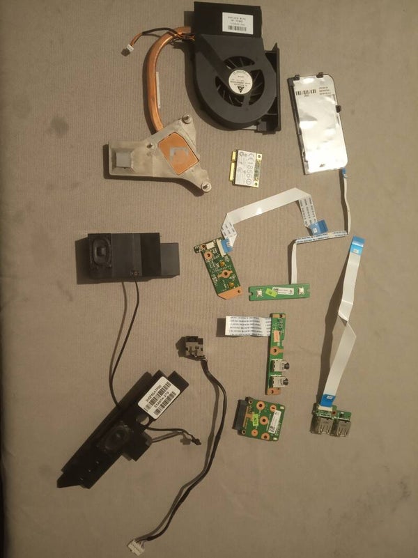 Lot de pieces 01688 HP Presario CQ71-412SF