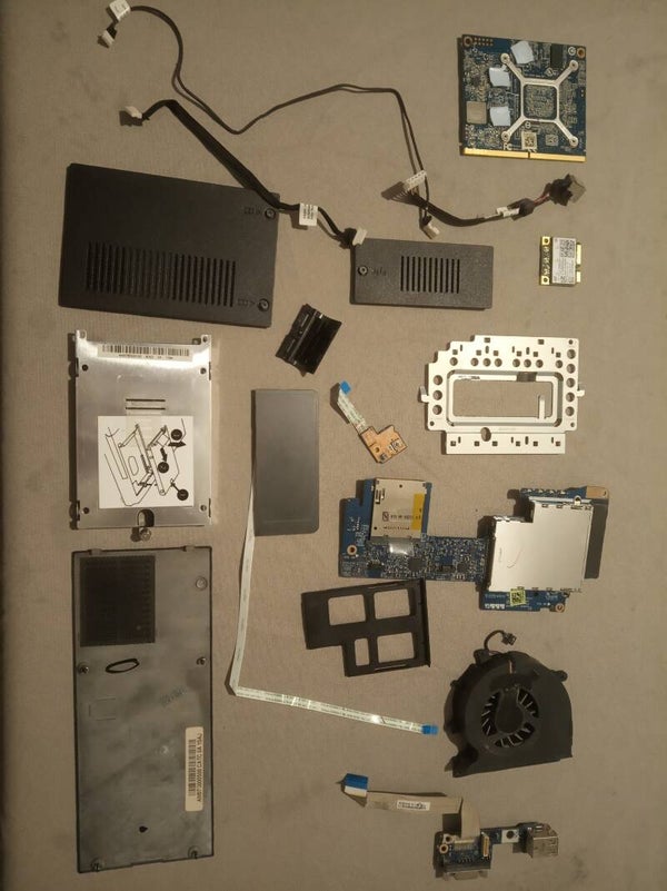 Lot de pieces 01681 HP EliteBook 8540w
