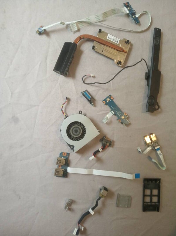 Lot de pieces 01676 HP PROBOOK 4330S