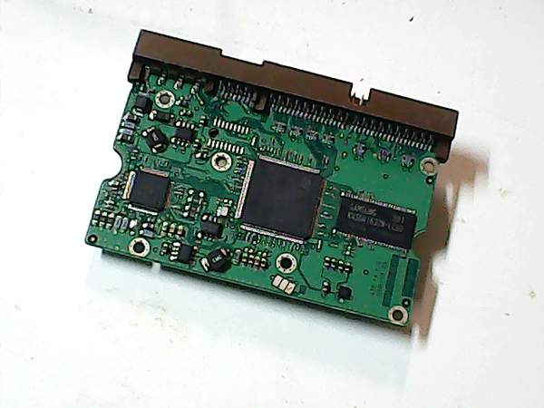 PCB 100214 100431057 M C934CD26 100431065 REV C ST3160815A