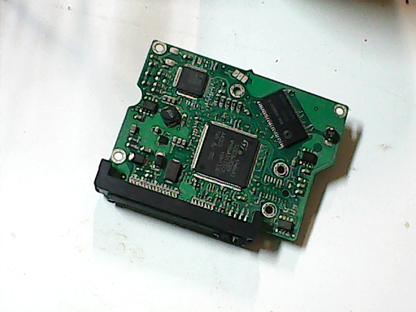PCB 100219 100422559 REV B 100439888 C F749YADK STM3160215A