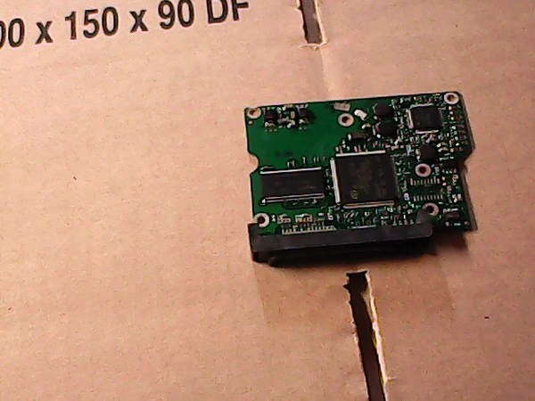 PCB 100326 100535704 REV B ST3250318AS PN 9SL131-022