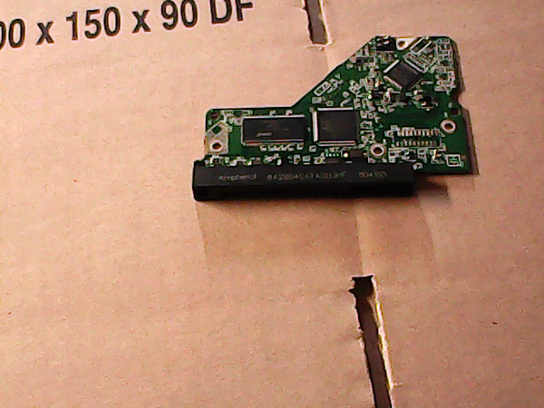 PCB 100333 100535704 REV B ST3250318AS PN 9SL131-023