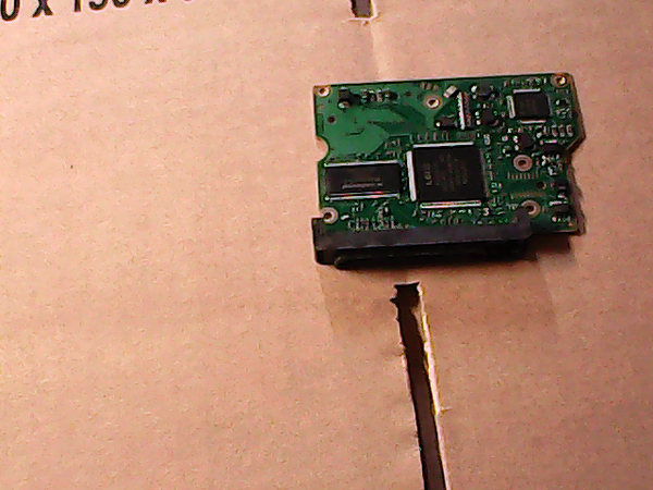 PCB 100374 100468303 REV A 100471144 E ST3250310AS