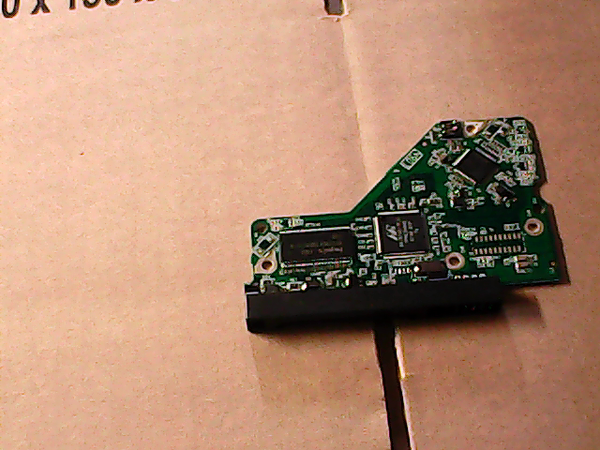 PCB 100413 B 0A29531 01 0A53039 HDS721680PLA380 404024-001