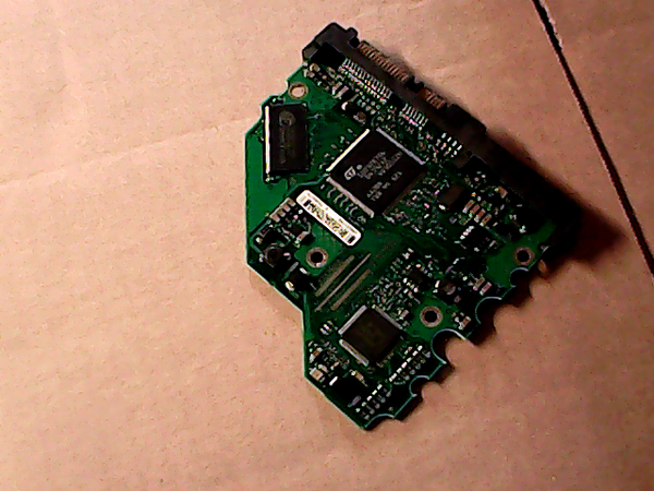 PCB 100433 100336321 REV A 100331799 ST380013AS FIRMWARE 3.00