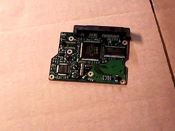 PCB 100470 100535704 REV B ST3160318AS FIRMWARE HP34 9SL13A-021