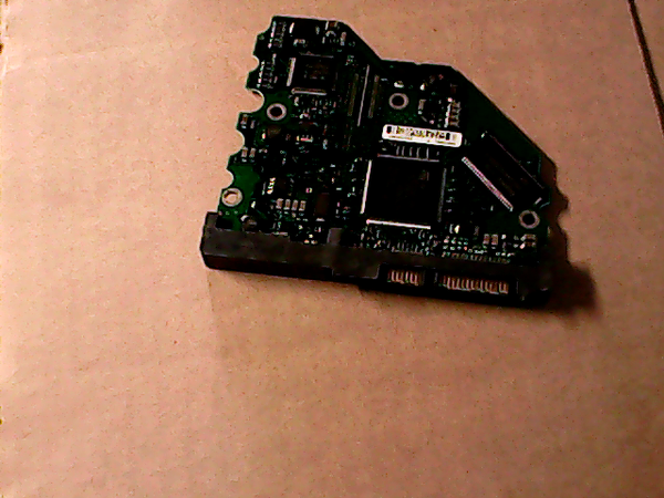 PCB 100533 B 0A29531 01 0A53039 HDS721680PLA380 404024-001 0A33931