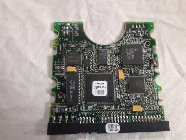 PCB 102818 301120105 SOLAR MAXTOR 83240D4 HDA 04B PCBA 24A UNIQUE 35A 297997-001