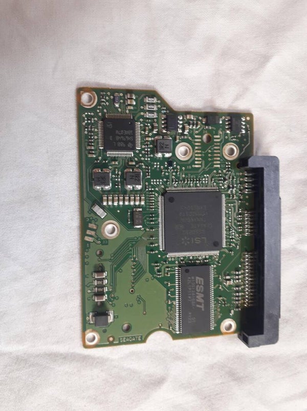 PCB 102835 100535704 REV C SEAGATE ST3500413AS 9YP142-543 FW JC66 SITE SU 03T704