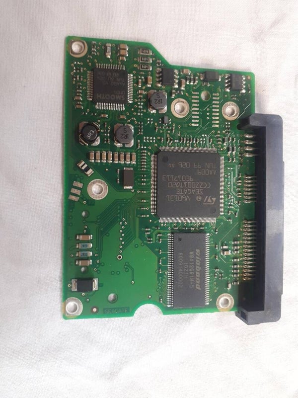 PCB 103011 100532367 REV B ST3500418AS 9SL142-302 FW CC38 DATE 11075 SITE AMK
