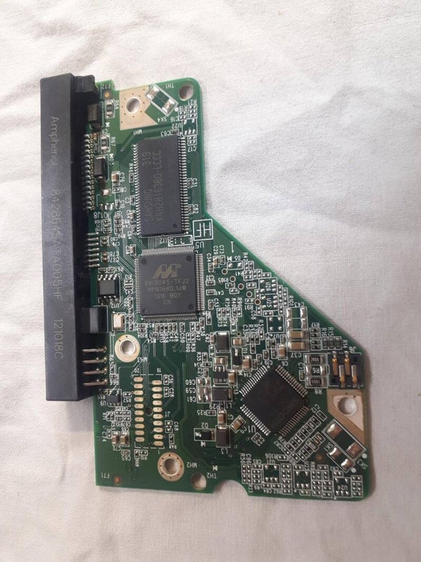 PCB 103021 2060-771640-003 REV A WESTERN WD2500AAKX-75U6AA0 TH-0M4HXR 771640