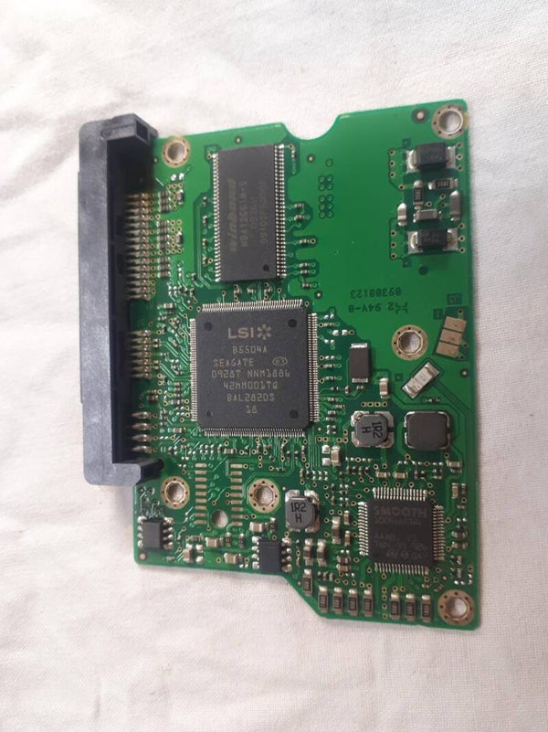 PCB 103034 100504364 REV B SEAGATE ST3320613AS 9FZ162-503 FW SD23 DATE 10085