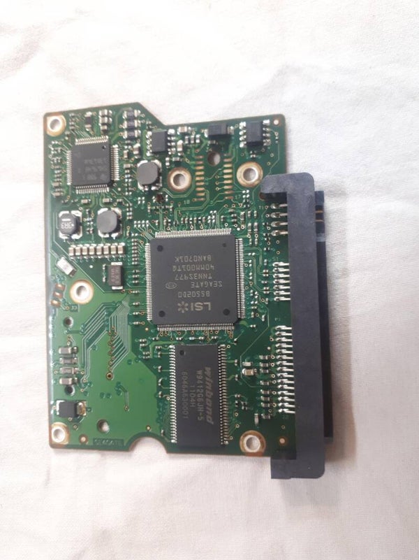 PCB 103059 100535704 REV C SEAGATE ST3320418AS 9SL14C-545 FW CC6B DATE 11416