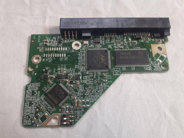 PCB 103091 2060-771640-003 REV A WESTERN WD5000AAKX-08U6AA0 SH20A38371 03T7041