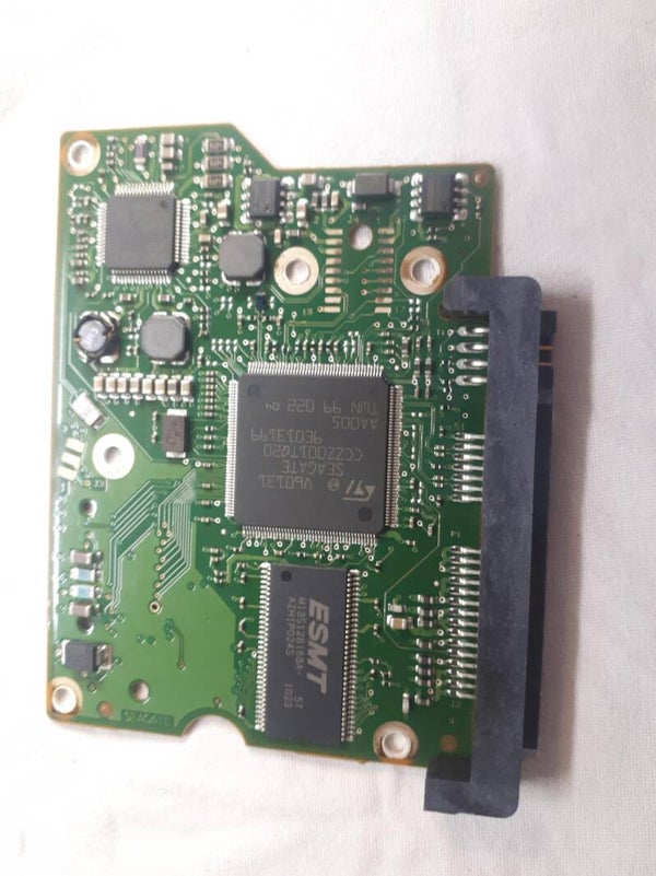 PCB 103122 100535704 REV B SEAGATE ST3500418AS 9SL142-515 FW CC44 DATE 11014