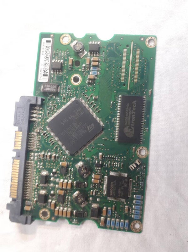 PCB 103139 100337233 REV B SEAGATE ST3200826AS 9Y7389-066 FW 3.03 DATE 06221