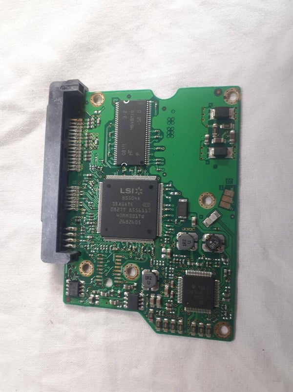 PCB 103144 100504364 REV B SEAGATE ST3320613AS 9FZ162-301 FW SD22 DATE 09083