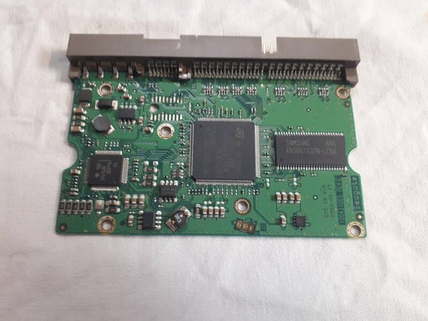 PCB 103148 100431065 REV C SEAGATE ST3160815A 9CY032-305 FW 3.AAD DATE 09306