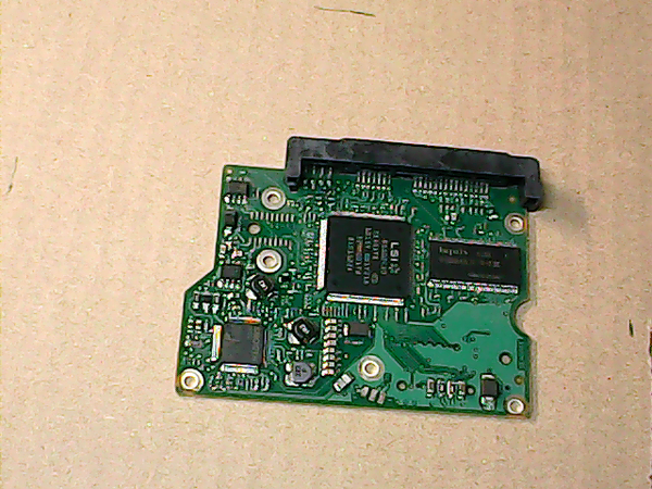 PCB 100718 100535704 REV B 5699 U SEAGATE ST3250318AS FIRMWARE HP35