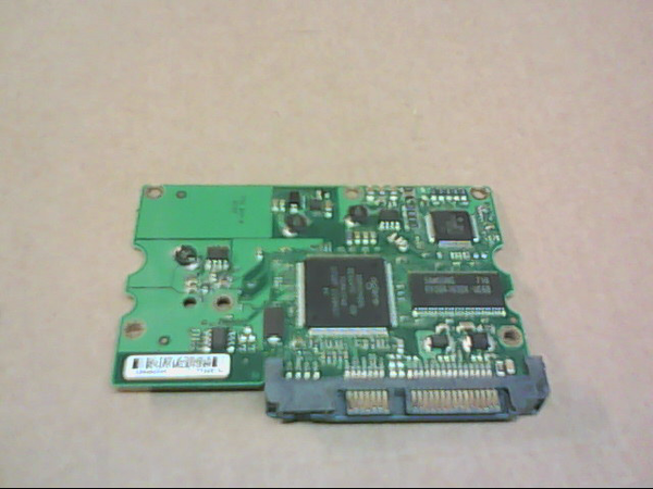 PCB 101773 100406937 REV B SEAGATE ST3250820AS 9BJ13E-188 FW 3.AAD DATE 07411