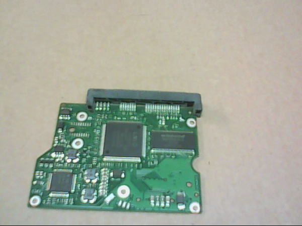 PCB 101805 100535704 REV C SEAGATE ST500DM002 1BD142-021 FW HP73 DATE 13046