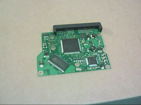 PCB 101843 100390920 REV D SEAGATE ST3160811AS 9CC132-302 FW 3.AAE DATE 07181