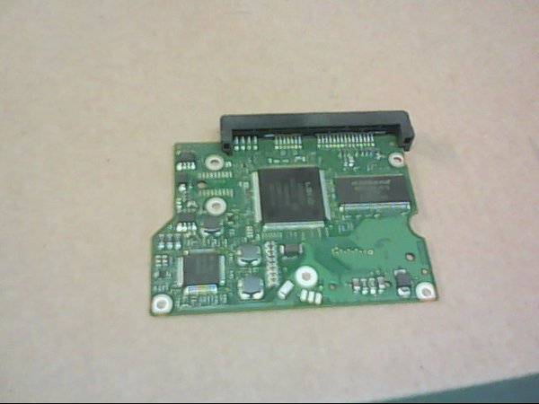 PCB 101854 100535704 REV C SEAGATE ST500DM002 1BD142-021 FW HP73 DATE 12474