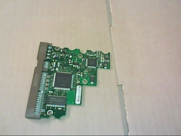 PCB 101935 100282772 100306042 REV A SEAGATE ST340014A 9W2005-006?