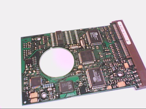 PCB 102059 24000850 REV J3 SEAGATE ST33232A 9J7012-031 DDT0.43